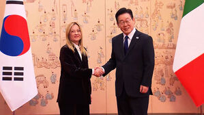 이 대통령, 이탈리아 총리와 정상회담&hellip;공동 언론발표