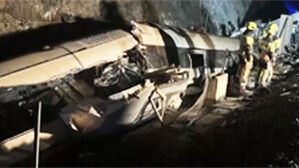 그대로 낭떠러지 추락&hellip;"내 가족 제발 찾아주세요" 절규