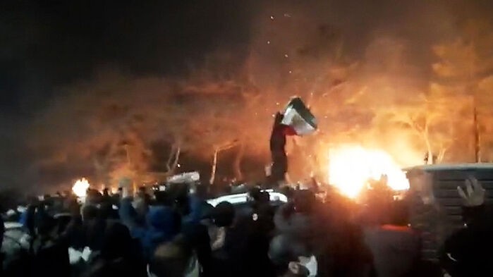 "시신 봉투 안 사흘간 죽은 척 버텼다" 생존자 증언