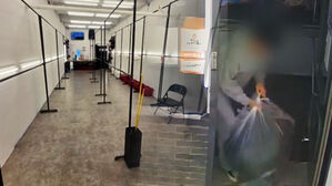 "도둑인 줄 알았는데"&hellip;무인매장 옷 싹쓸이한 남성 정체