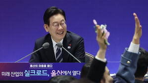 이 대통령 "코스피 5000, 한국 기업 제대로 평가&hellip;국민연금 고갈 걱정 없어져"