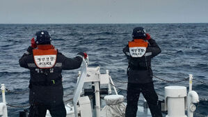 "사람이 안 보인다" 바다 한가운데 '둥둥'&hellip;실종된 선장