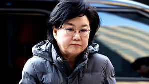 지명 28일 만에 결국&hellip;"국민 눈높이 안 맞아" 전격 철회