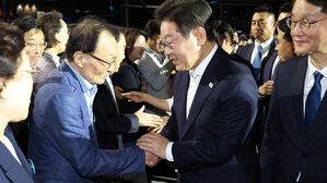 이 대통령, 이해찬 별세에 "민주주의 역사의 큰 스승 잃어"