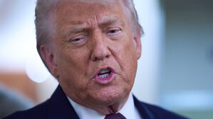 또 태세 전환한 트럼프&hellip;총격 사망 대응 기조 유화책으로 급선회