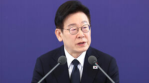 이 대통령 "한국 시장 여전히 저평가&hellip;주식 시장 공정성 확보할 것"