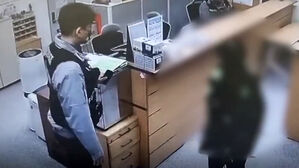 추위 속 길거리 헤매다&hellip;"제발" 할머니의 간절한 요청