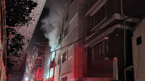 경기 성남 다세대주택 화재&hellip;1명 사망&middot;1명 심정지