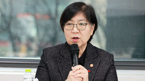 복지장관 "통합 돌봄 전면 시행까지 두 달&hellip;지자체 역량 지원"