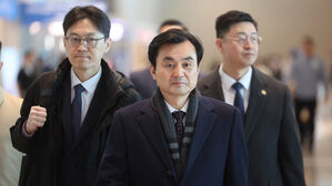 안규백 "과거 직시하고 미래로"&hellip;고이즈미 "방위 협력 새 문 열려"