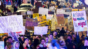 트럼프 이민정책 반대 시위 미 전역 확산&hellip;학교&middot;가게 닫고 거리로