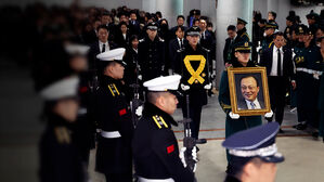 고 이해찬 전 총리 영결식&hellip;"민주당의 거목" 애도