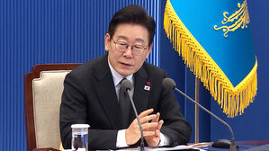 "왜 망국적 투기 편드나"&hellip;"대통령 주변부터 처분"