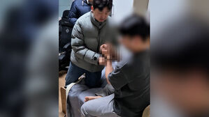 AI로 경찰 바디캠 사칭해 수익&hellip;유튜버 구속