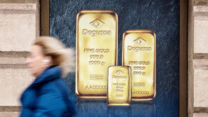 "중국이 팔고 후폭풍"&hellip;13년 만에 재현된 금값 폭락