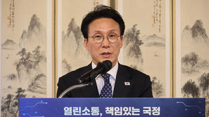 김 총리 "부동산 기조 안 바뀐다&hellip;수요 억제책 얼마든지 구사"