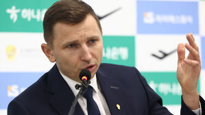 마줄스호 농구대표팀 첫 명단&hellip;신인 3명 발탁&middot;허웅 제외