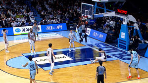 '4쿼터 역전쇼'&hellip;소노, 6강 불씨 살렸다