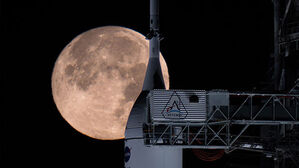 썸네일 이미지:달 탐사로 가속화되는 우주 시장 개척 경쟁!