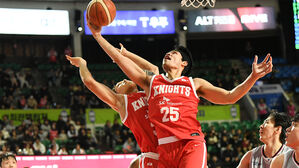 프로농구 SK, 현대모비스 추격 뿌리치고 승리