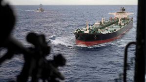 미군, 카리브해서 인도양으로 도주한 제재 대상 유조선 승선