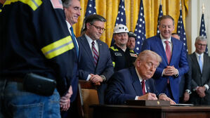 트럼프 "한국 등과 석탄 수출 획기적 늘릴 무역합의 했다"