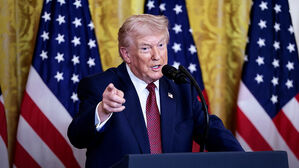 "미국, 트럼프 방중 앞두고 '중국 견제' 기술안보 조치 대거 보류"