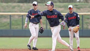 롯데, 나승엽&middot;고승민 등 타이완 불법 도박장 출입 인정&hellip;'즉각 귀국'