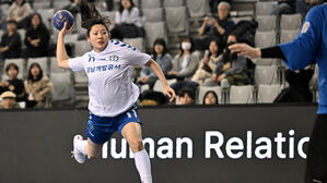 핸드볼 리그 인천시청, 서울시청 격파&hellip;7연패 끝 시즌 첫 승