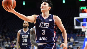 프로농구 KCC, 한국가스공사 꺾고 2연패 탈출