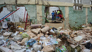 '트럼프 봉쇄' 쿠바 길거리 곳곳에 쓰레기 산