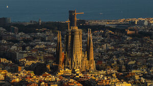 스페인 사그라다 파밀리아 최고높이 172.5m 도달