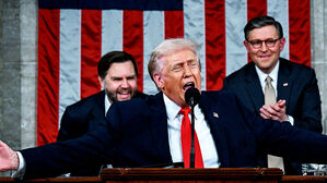 법 무시한 힘의 논리&hellip;커지는 '트럼프 리스크'