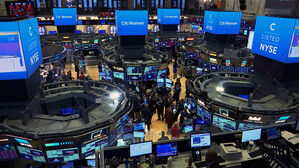 국제유가 안정에 뉴욕증시 상승&hellip;"관세 15%로 인상"