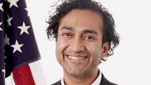 '백신 회의론자' 프라사드 FDA 생물의약품평가연구소장 사임