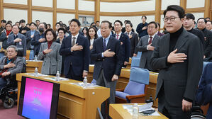 나경원 불출마&hellip;오세훈도 "정상화부터" 공천 신청 안 해