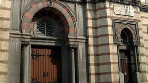 벨기에 유대교 회당 폭발로 창문 깨져