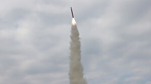 북한, 탄도미사일 10여 발 발사&hellip;350㎞ 비행