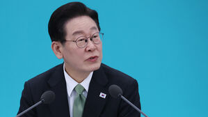 이 대통령, '쉰들러 ISDS 정부 승소'에 "소중한 혈세 지켜냈다"