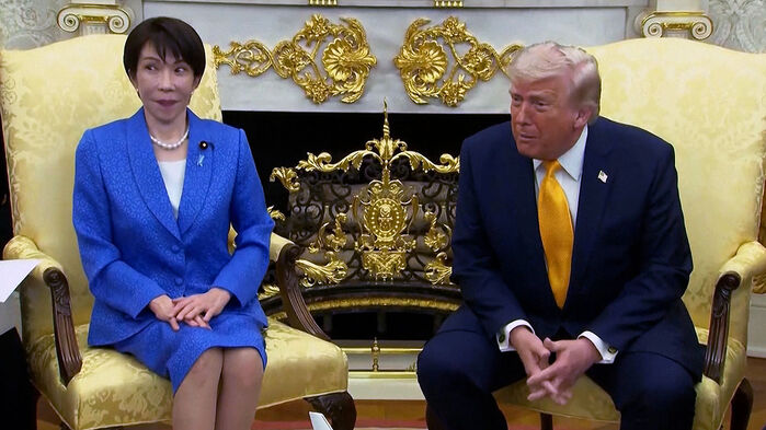 트럼프, 면전서 "일본은 왜 말 안 했나"&hellip;다카이치 '당황'