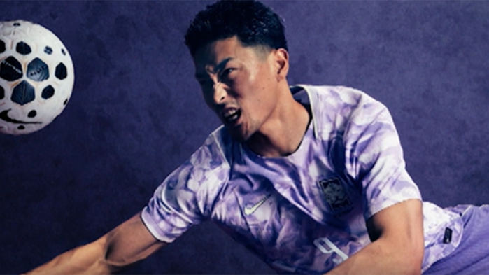 "보라색 꽃무늬 깜짝 놀랐다"&hellip;국대 새 유니폼 어땠길래