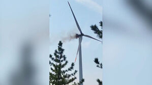 지난달엔 날개 파손&hellip;영덕 풍력발전기 화재에 '3명 사망'