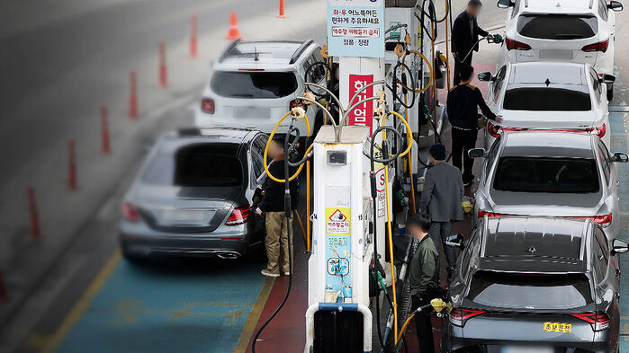 2차 최고가격제 둘째 날&hellip;서울 휘발유 1,900원 육박