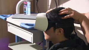 고글 쓰자 빨간 점 '휙휙'&hellip;100만 괴롭힌 증상 고친다