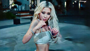 다영, 새 싱글 '왓츠 어 걸 투 두' 공개