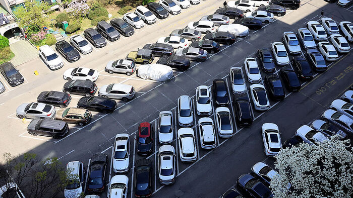 Seoul Imposes 200 Billion Won in First-Half Automobile Taxes... "Must Be Paid by July 3"