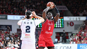 정관장 오브라이언트의 슛 (사진=KBL 제공, 연합뉴스)