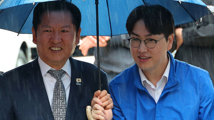 정청래&middot;하정우, '오빠' 발언 논란에 "아이와 부모에 송구"