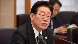 이 대통령, 재정긴축론 반박&hellip;"긴축 노래 부르는 이상한 분들"