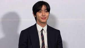 안효섭, 팝스타 칼리드와 '썸띵 스페셜' 발매